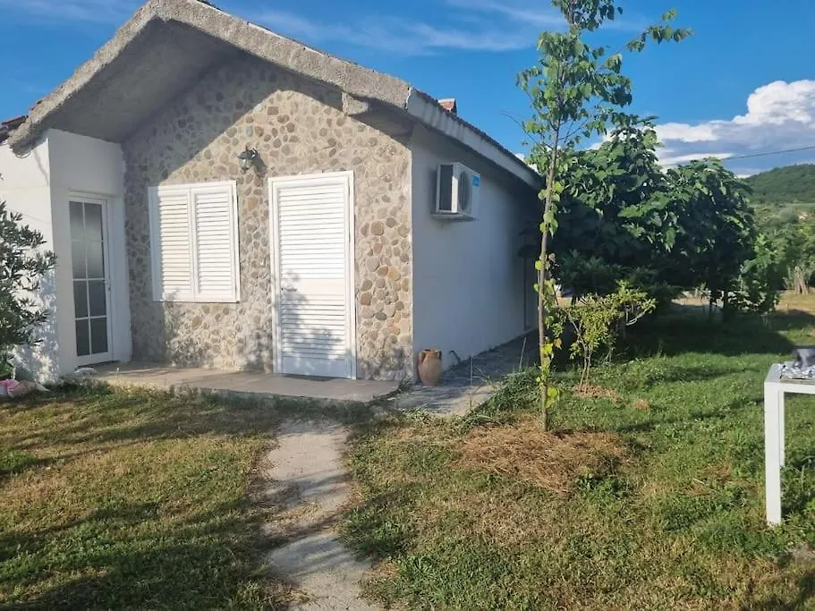הוילה Fushe-Drac House Near 'Plazhi San Pietro' 0*,